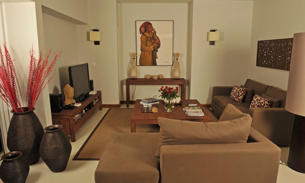 8 TV room