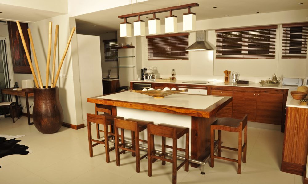 9 Open plan kitchen