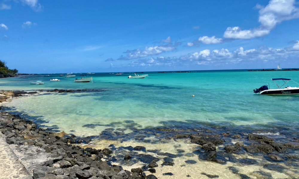 Villa Soleil Cap Malheureux beach to the left