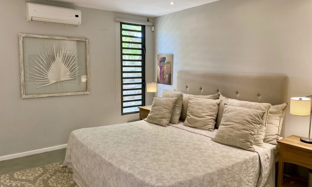 Villa Azura bedroom ground floor